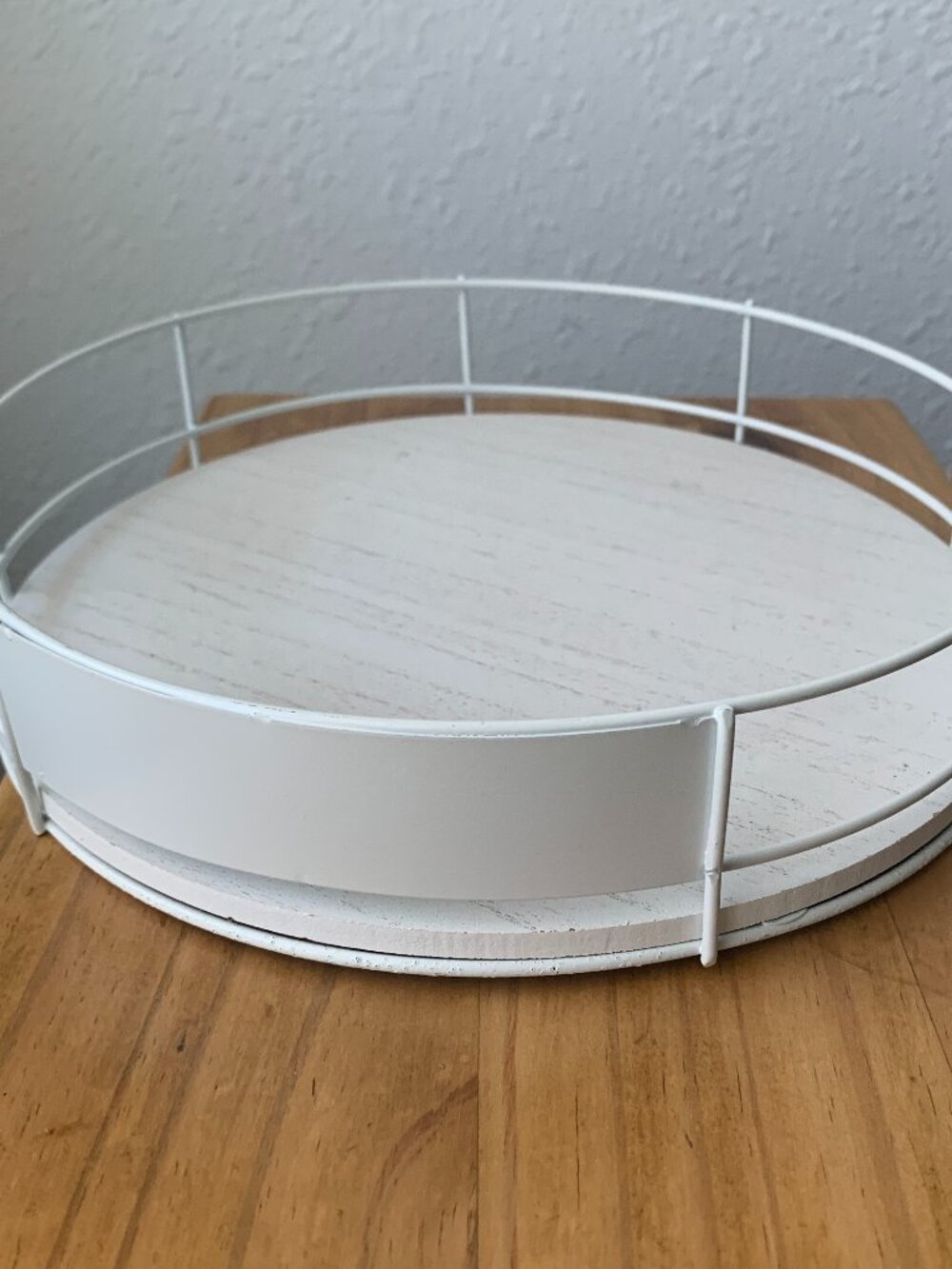 Target Round White Wire Wood Staging Decorative Tray Blank Metal Banner 10"